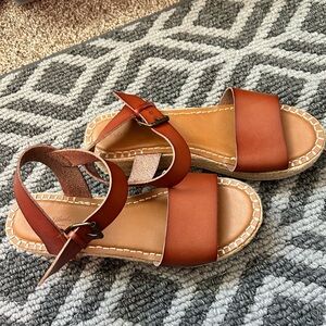 Women’s Sandals